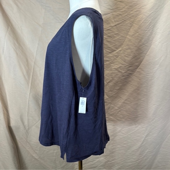 Old Navy Navy Blue V-Neck Tank Top - Picture 3 of 5